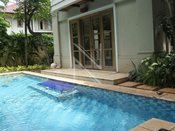 KEMANG V - NO 26 - BUNGALOW TYPE A - SWIMMING POOL