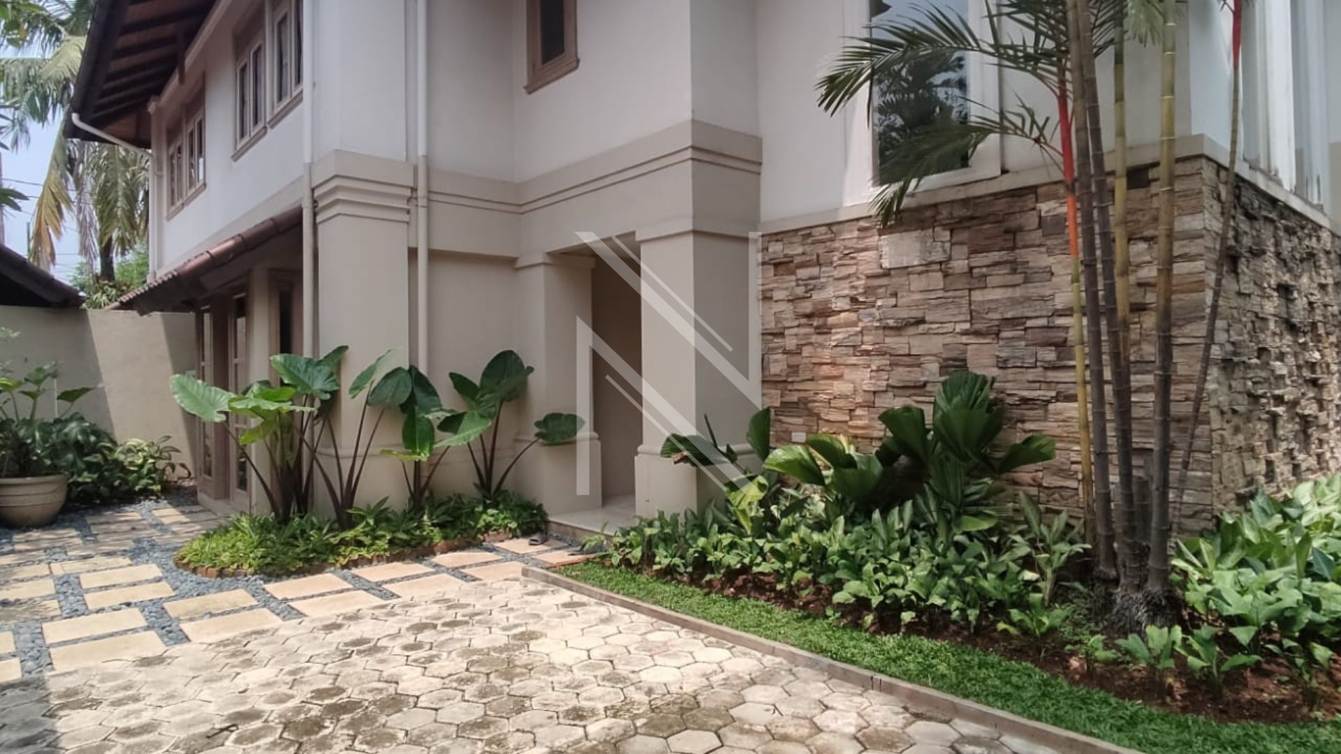 Luxury 3BR Family Living in Kemang
