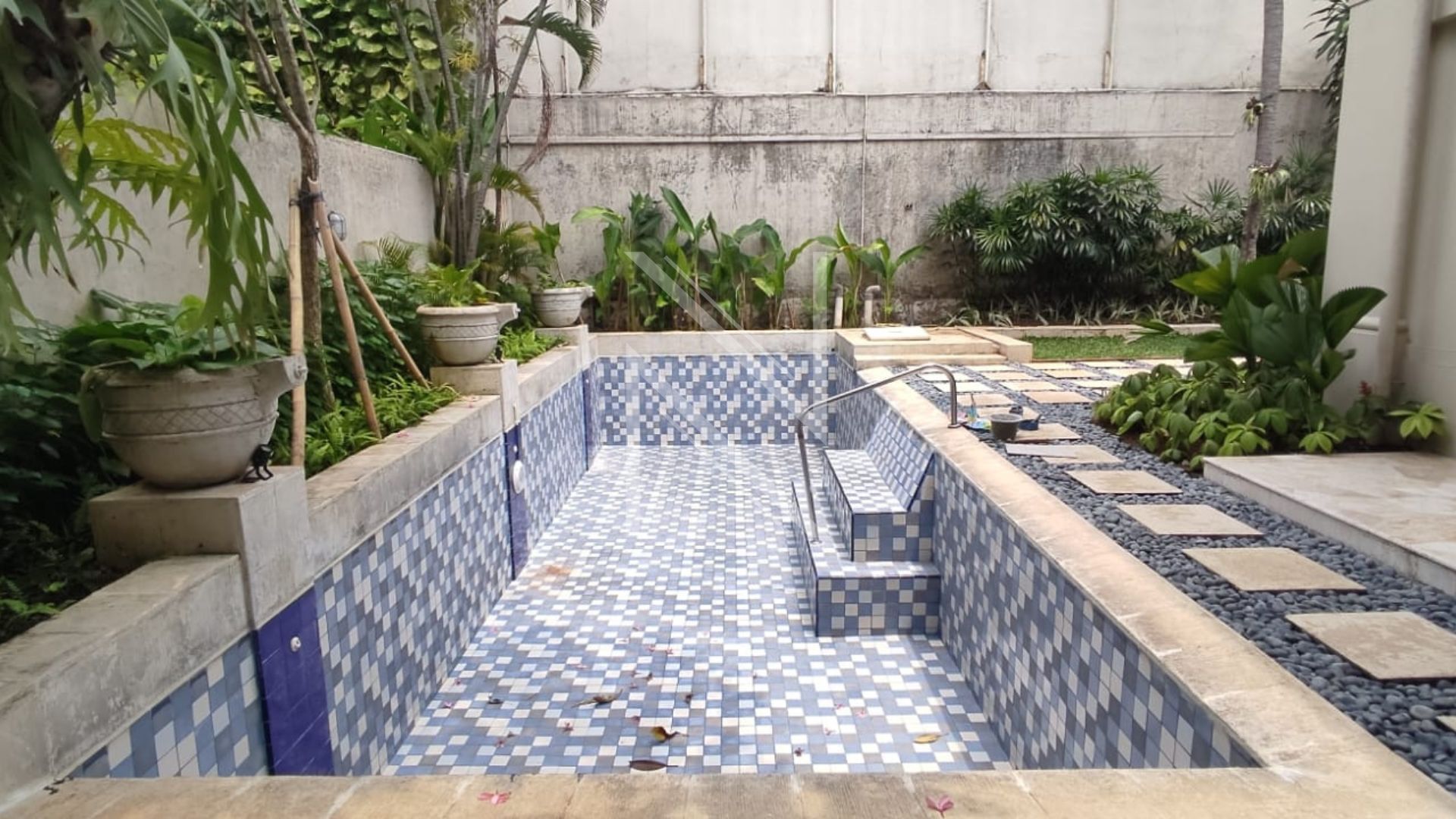 Luxury 3BR Family Living in Kemang