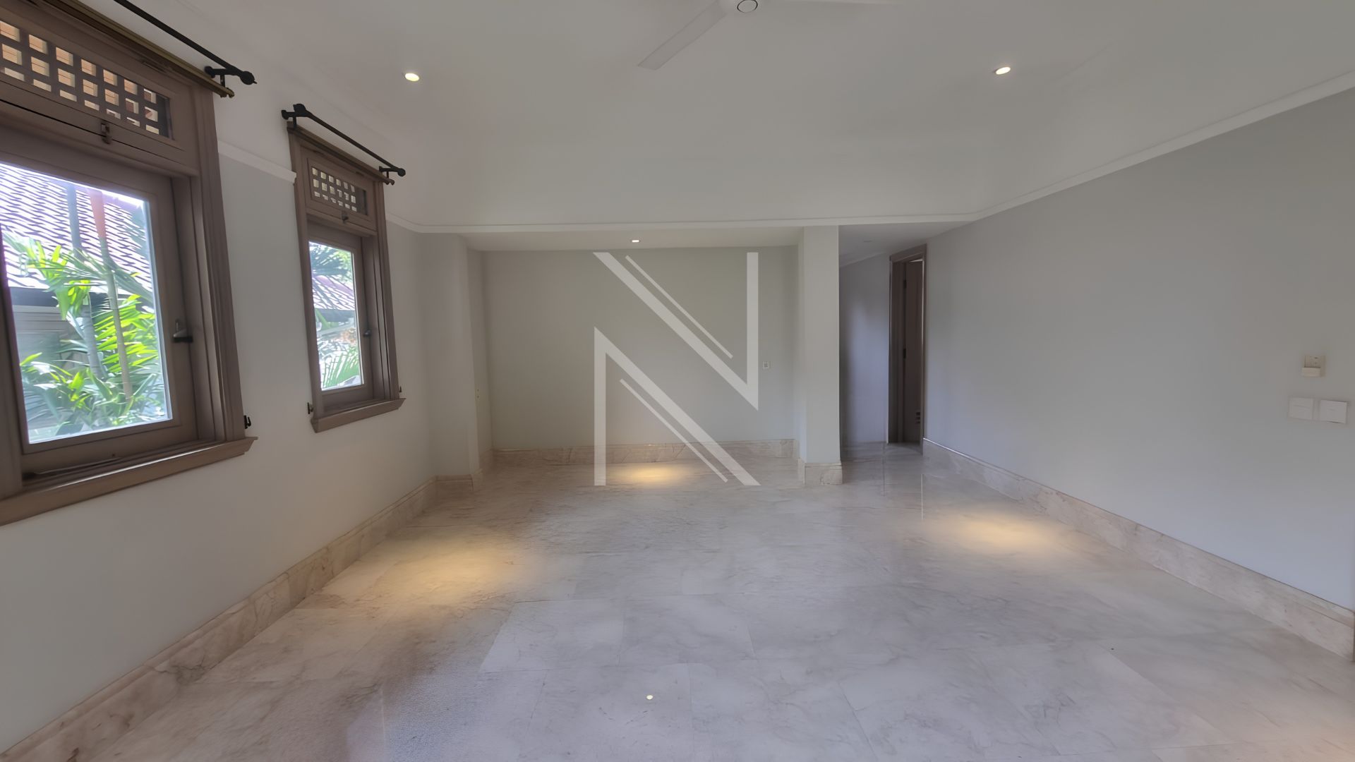 Serene 3BR Family Home in Lively Area – Kemang