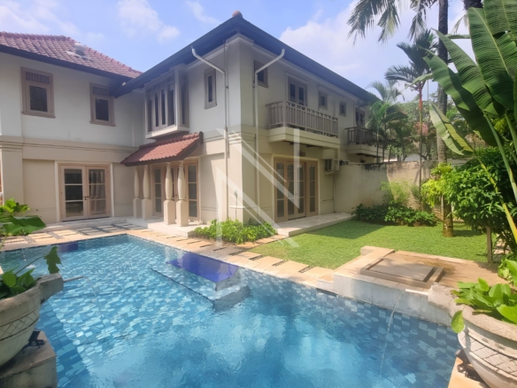 KEMANG V - NO 26 - BUNGALOW TYPE C - SWIMMING PO