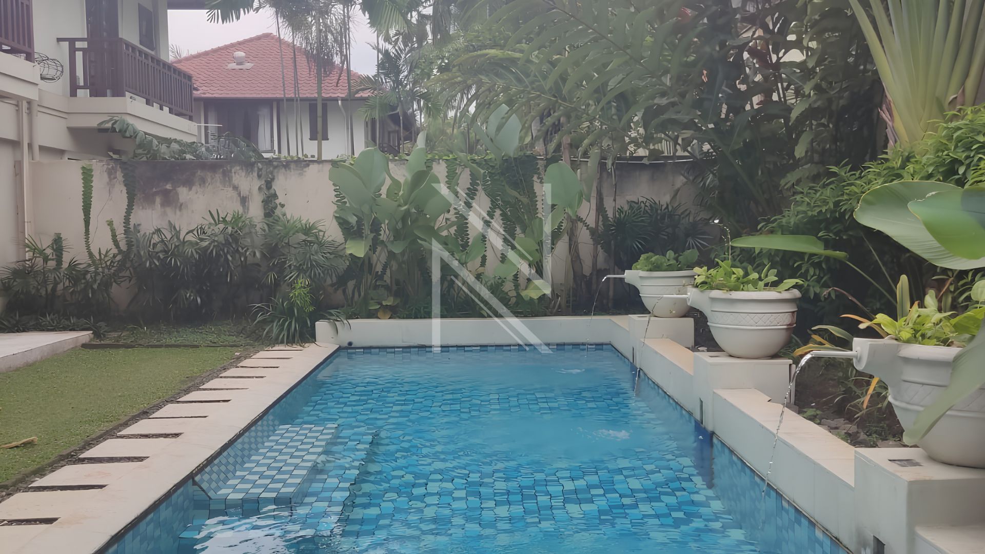 KEMANG V - NO 26 - BUNGALOW TYPE E - SWIMMING POOL