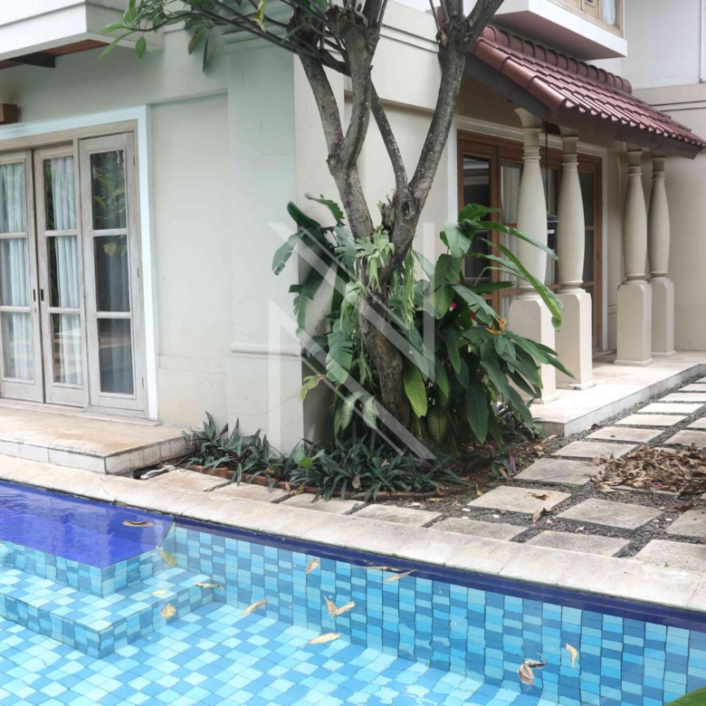 KEMANG V - NO 26 - BUNGALOW TYPE G - SWIMMING POOL