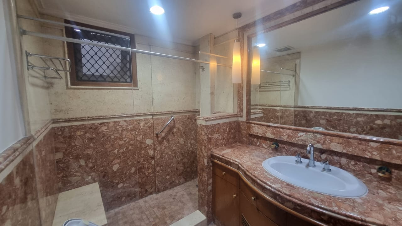 For Rent 7BR House South Jakarta Kebayoran Baru KBBR275