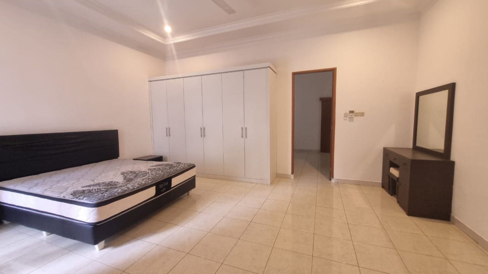 For Rent 4BR House South Jakarta Kemang KMG190