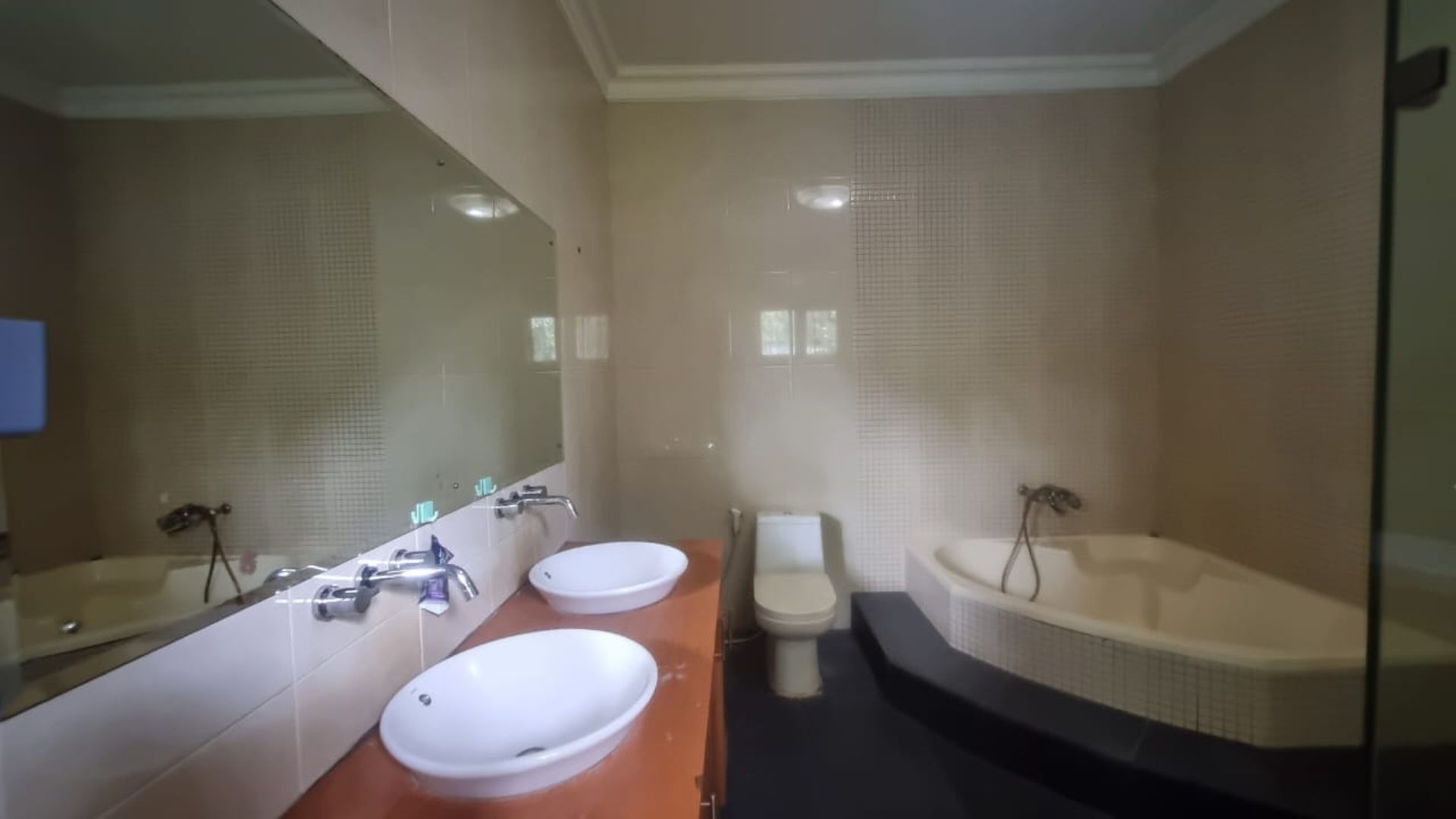 For Rent 4BR House South Jakarta Kemang KMG232