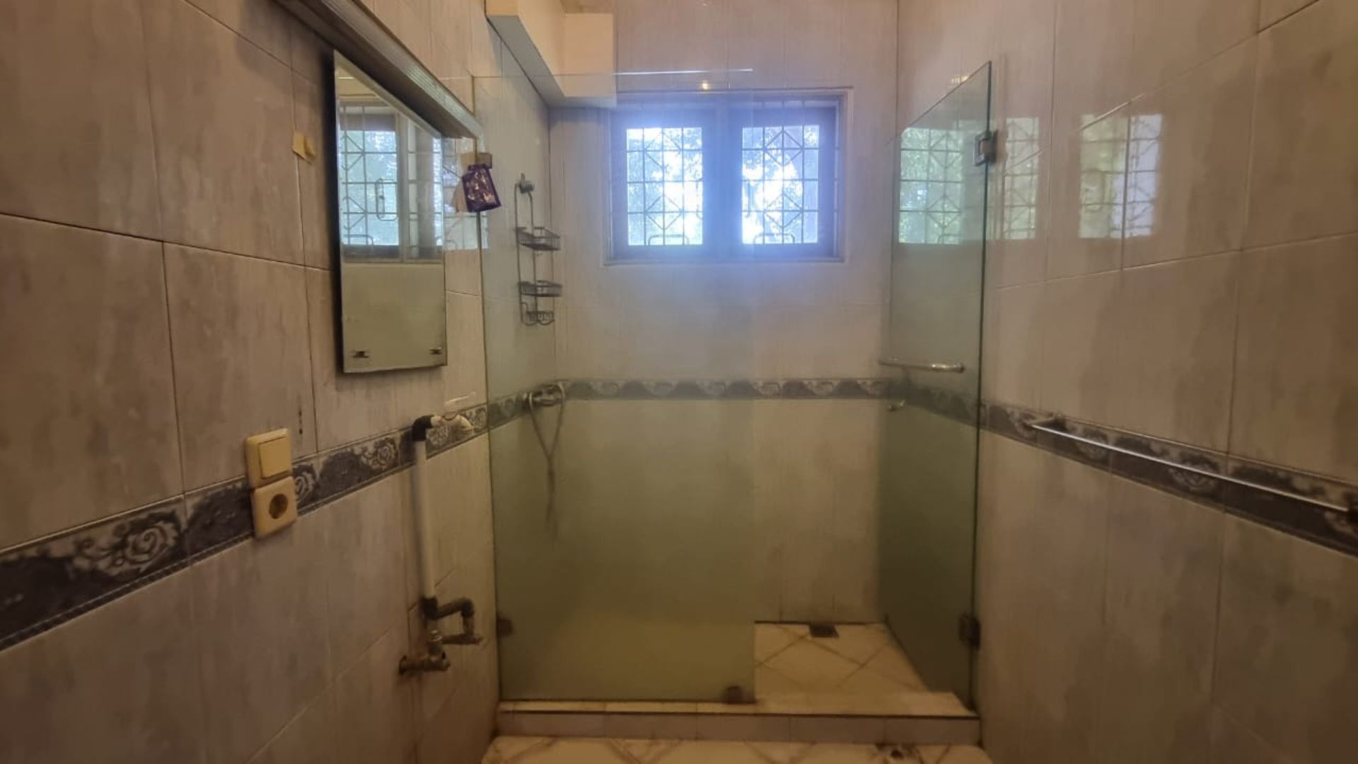 For Rent 4BR House South Jakarta Kemang KMG232