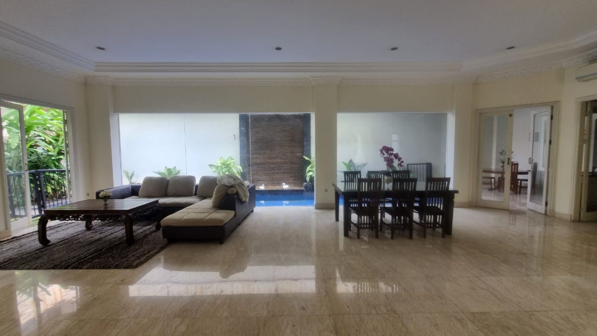 For Rent 5BR House South Jakarta Kemang KMGS013