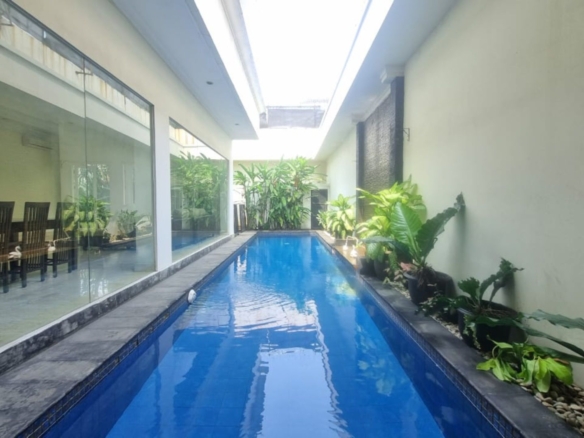 Kemang Selatan 1D No.10-5BR-SWIMMING POOL