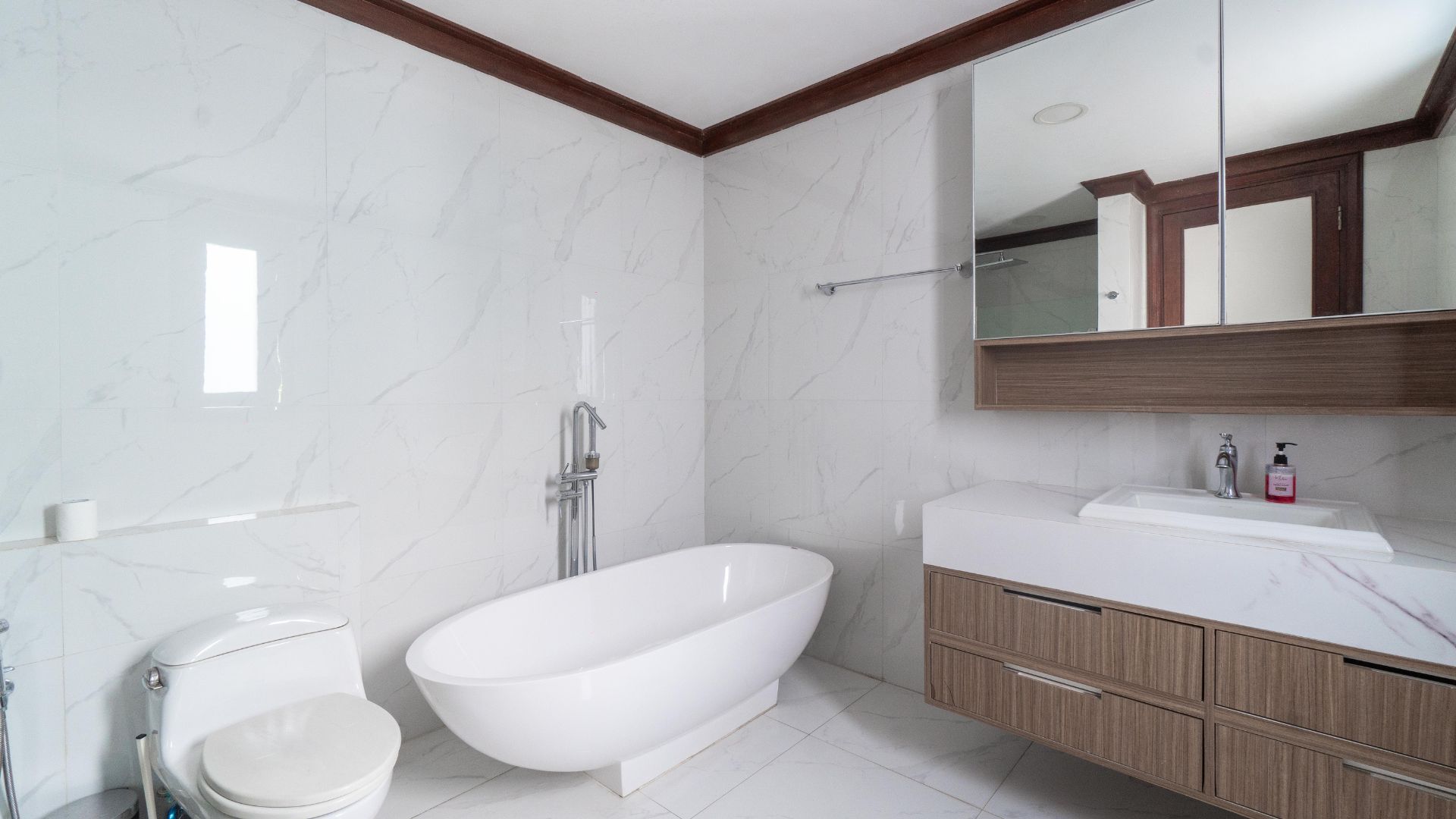 Prestigious 3BR Urban Home in Kemang