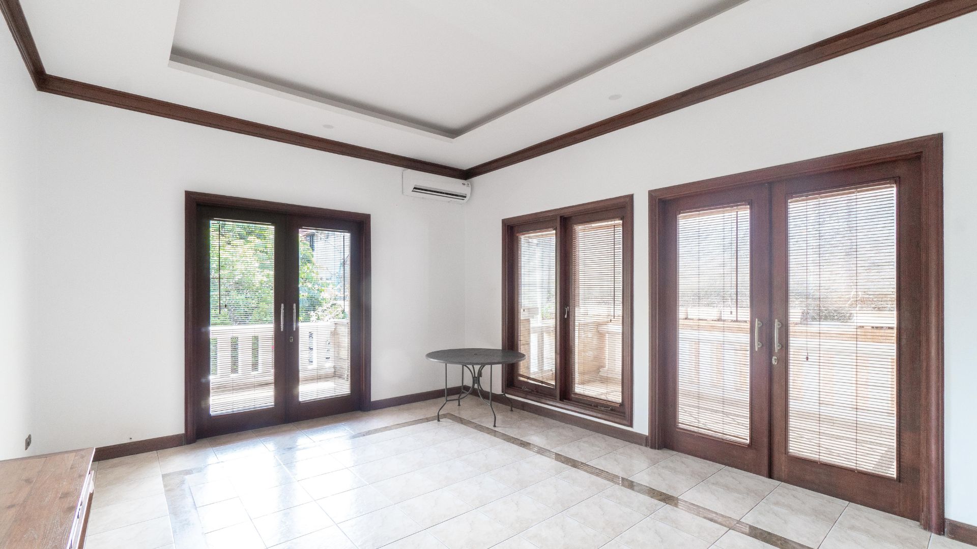 Prestigious 3BR Urban Home in Kemang