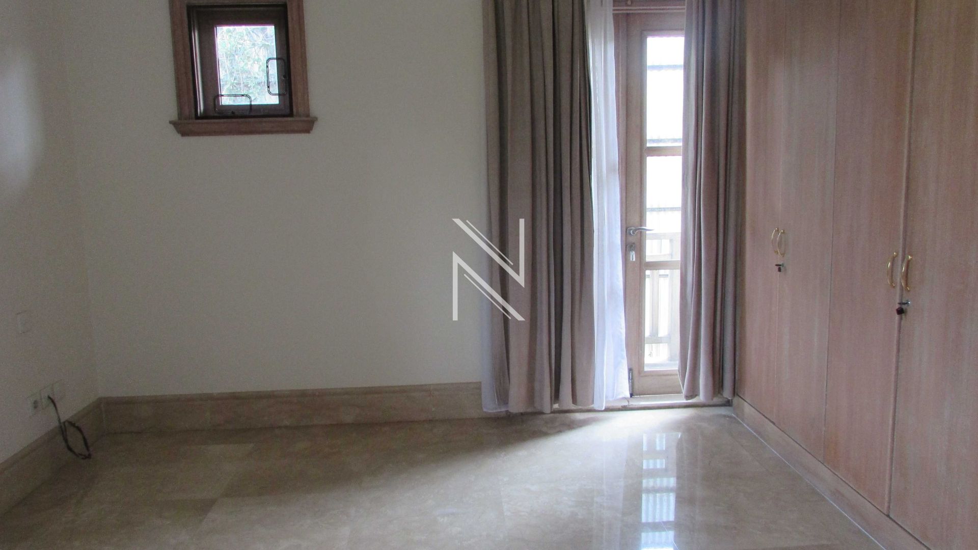 Sophisticated 3BR City Home – Kemang