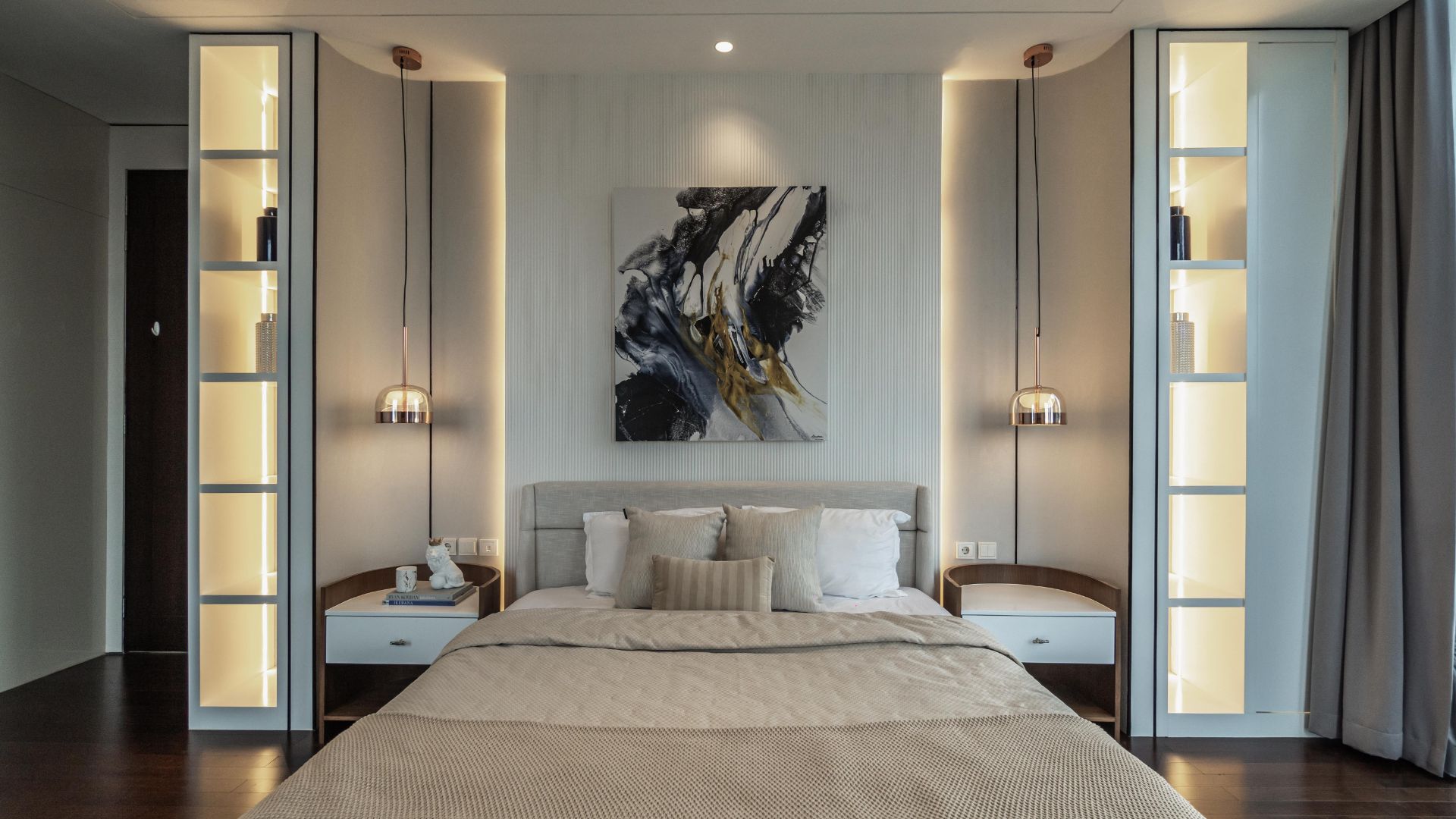 Elegant 3BR for Family at Mangkuluhur Residence