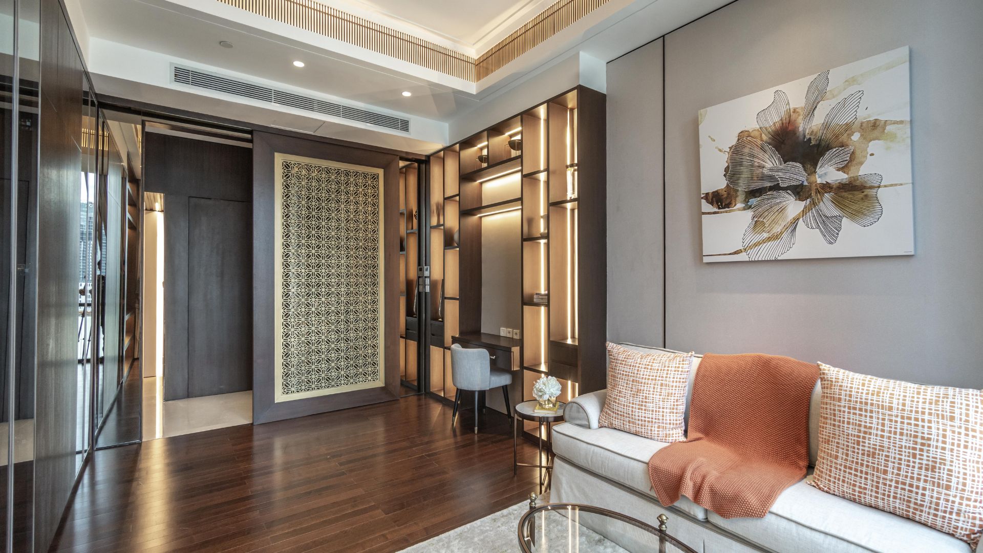 Elegant 3BR for Family at Mangkuluhur Residence
