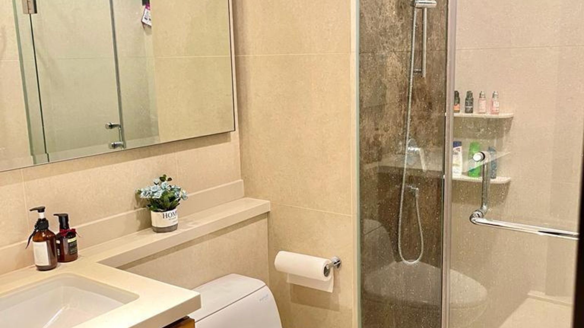 For Rent 2BR Apartment Marigold Navapark Tangerang Regency Bsd MAR002