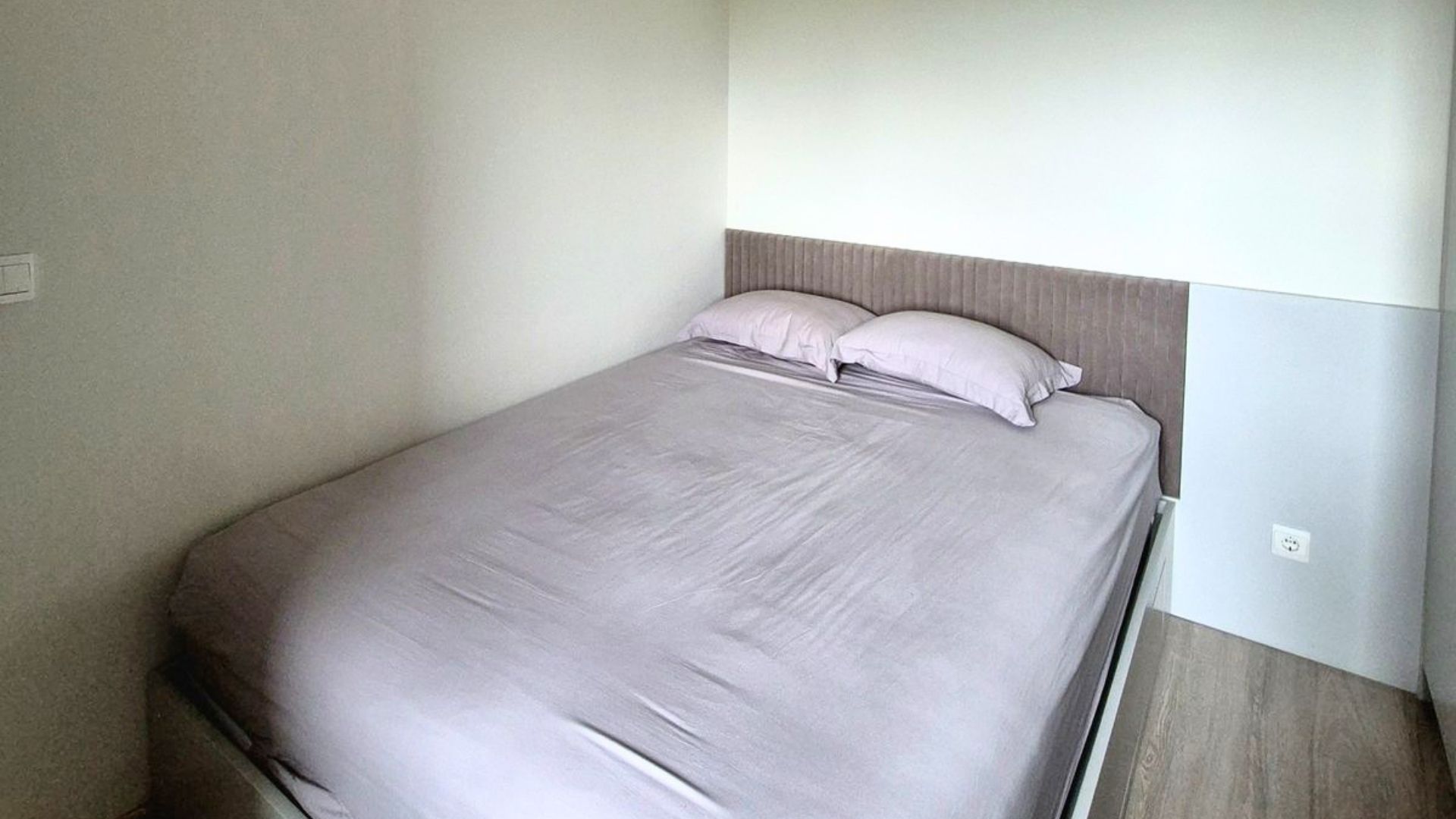 For Sale 2BR Apartment Marigold Navapark Tangerang Regency Bsd MAR001