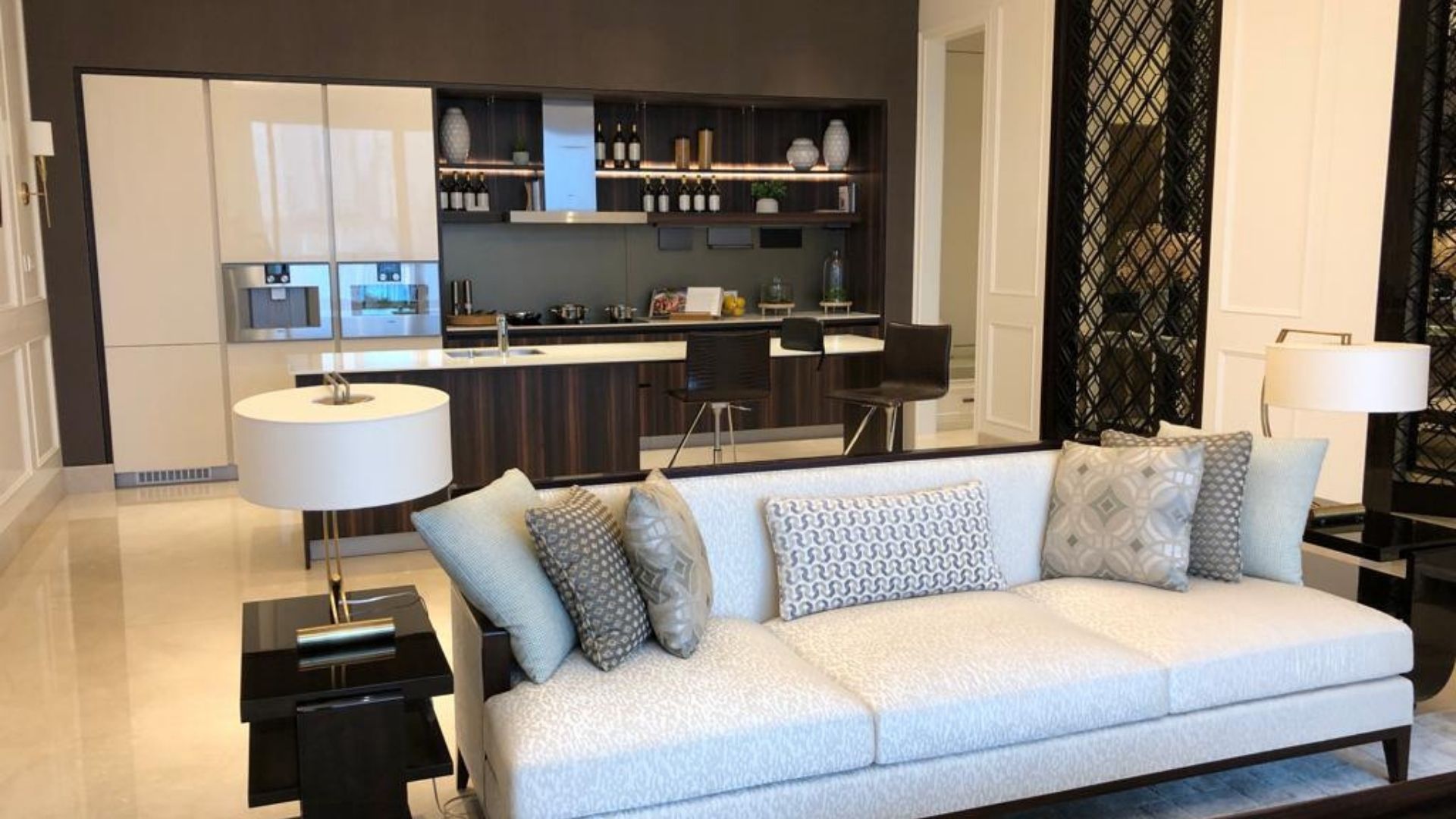 Elegant 3BR Stay at Regent Residence