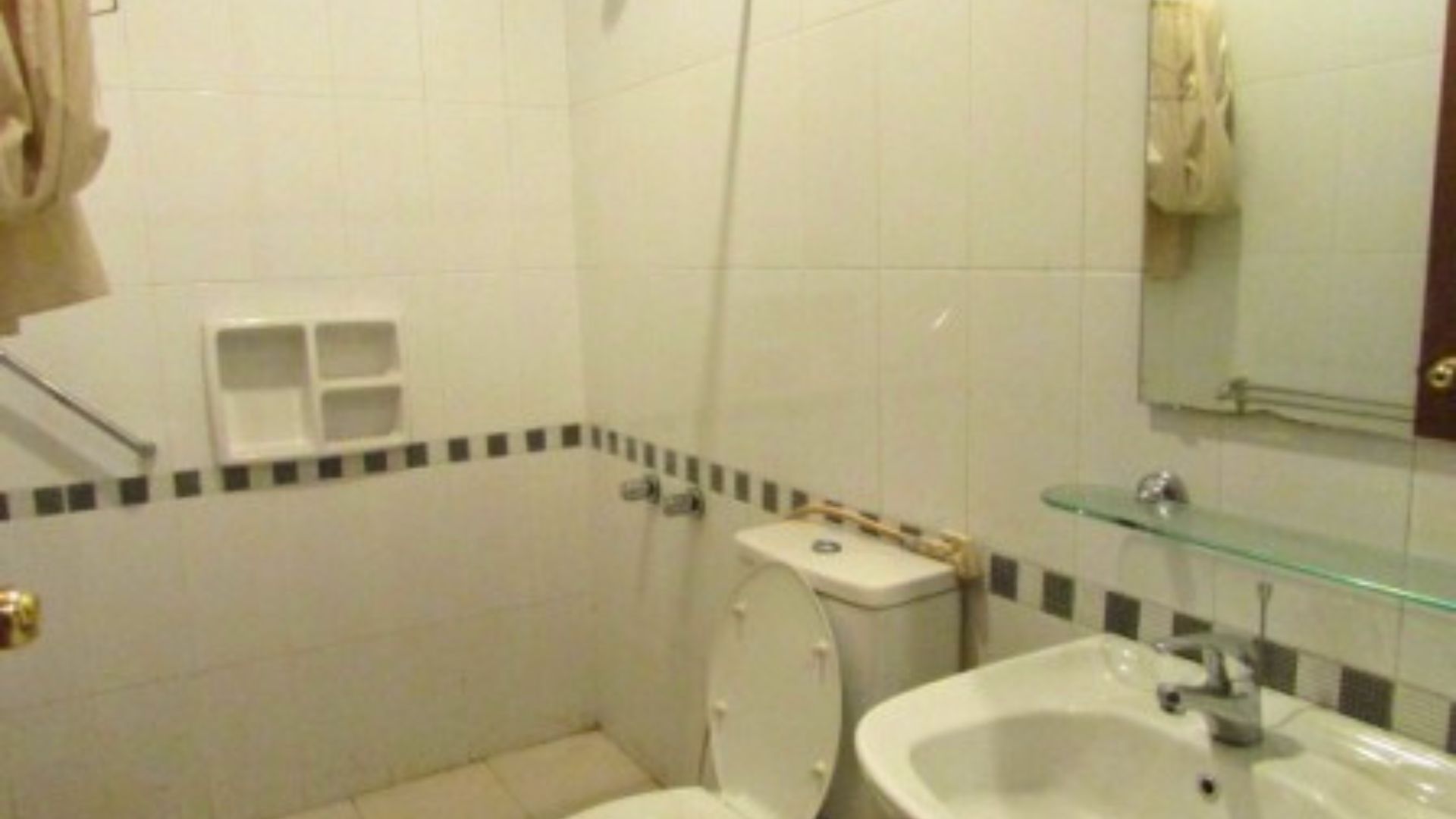 For Rent 4BR House South Jakarta Kuningan KNG050