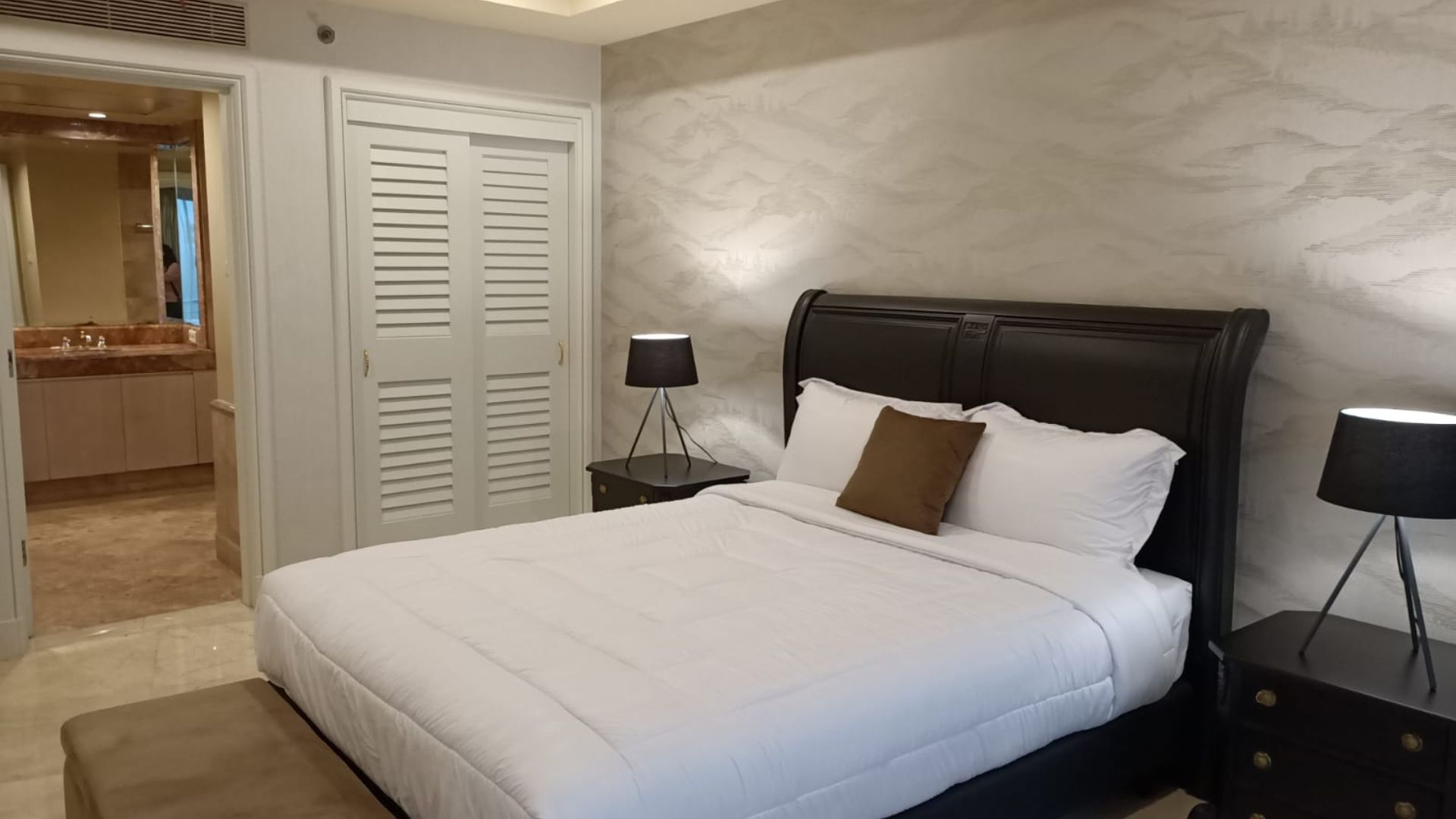 For Rent 2BR Apartment Plaza Residence Central Jakarta Surdirman PR004