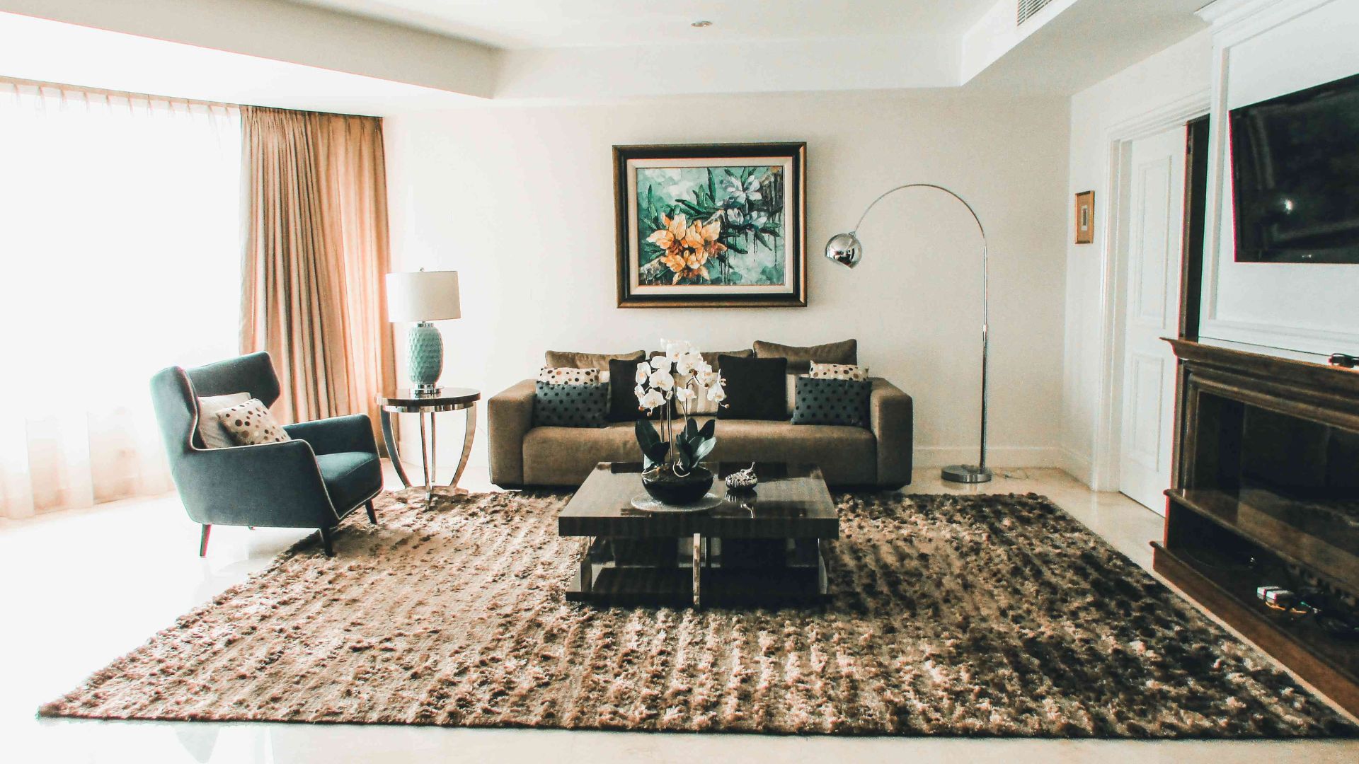 PLAZA RESIDENCE-2BR-LIVING AREA ANGLE 2 For Rent 2BR Apartment Plaza Residence Central Jakarta Sudirman PR003