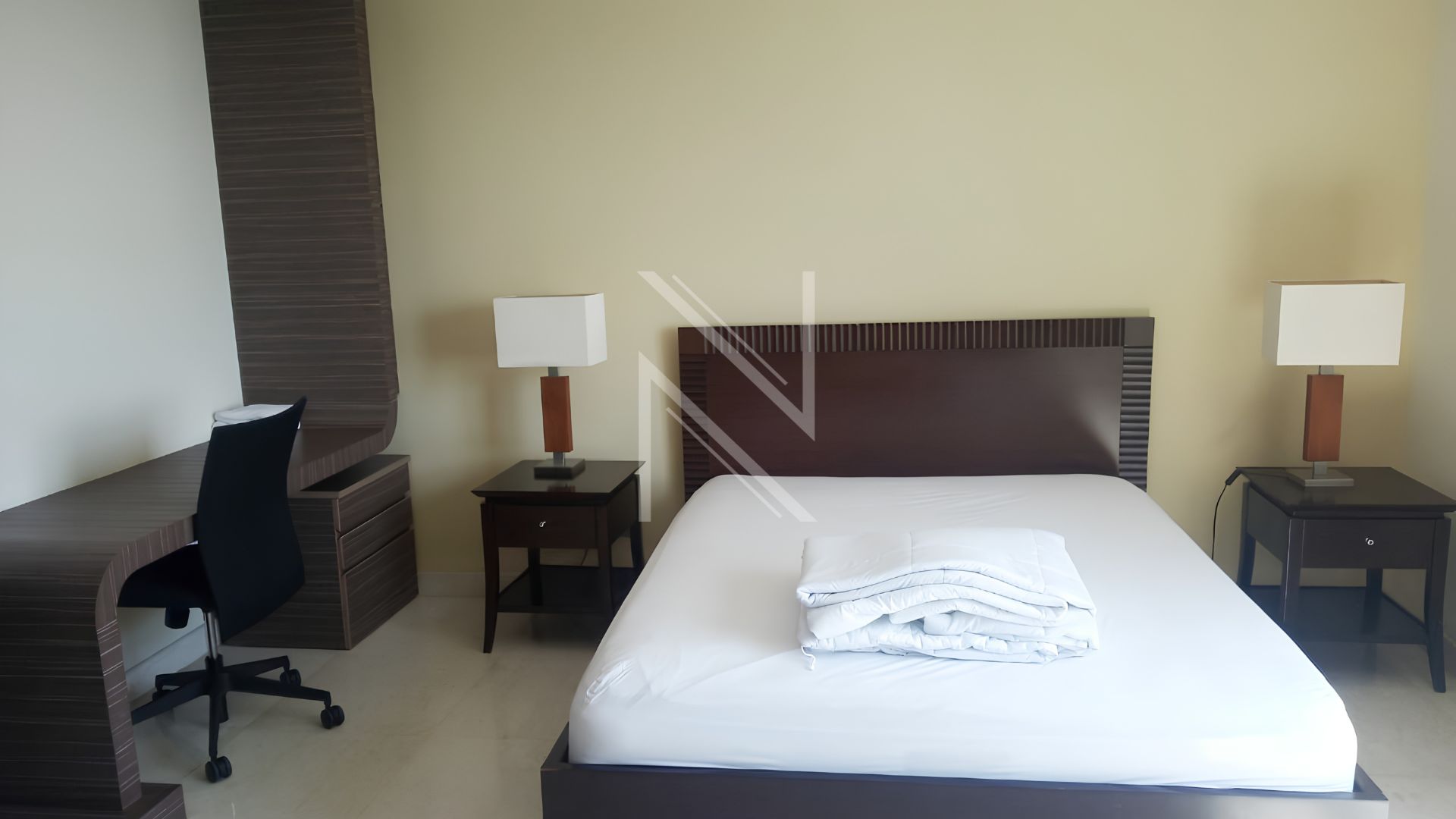 Generous 4BR – Pondok Indah Golf Apartment