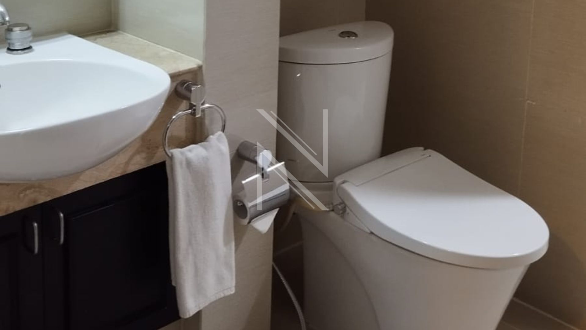 Luxury 3BR – Pondok Indah Golf Apartment