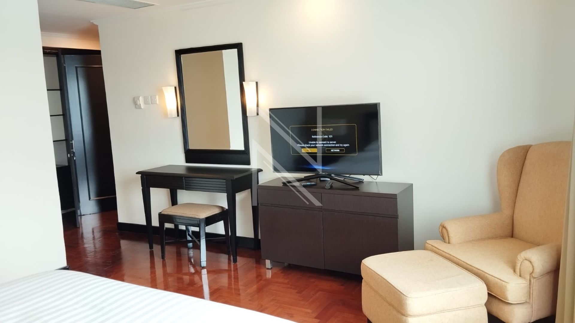 Luxury 3BR – Pondok Indah Golf Apartment