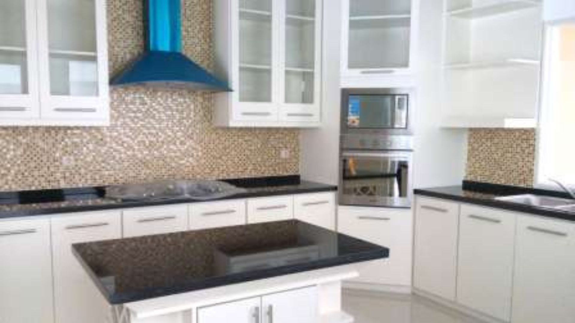 PURI SAKTI 2 KAV 10C-4BR-KITCHEN AREA