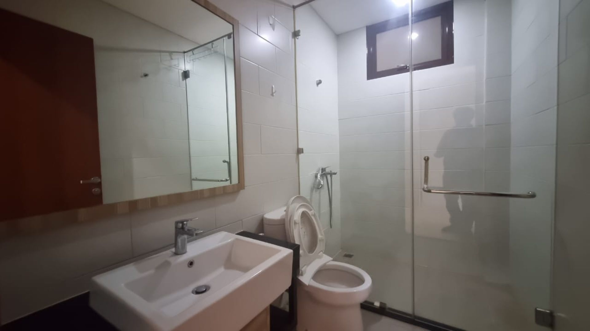 Prime 4BR Living Home at Pejaten