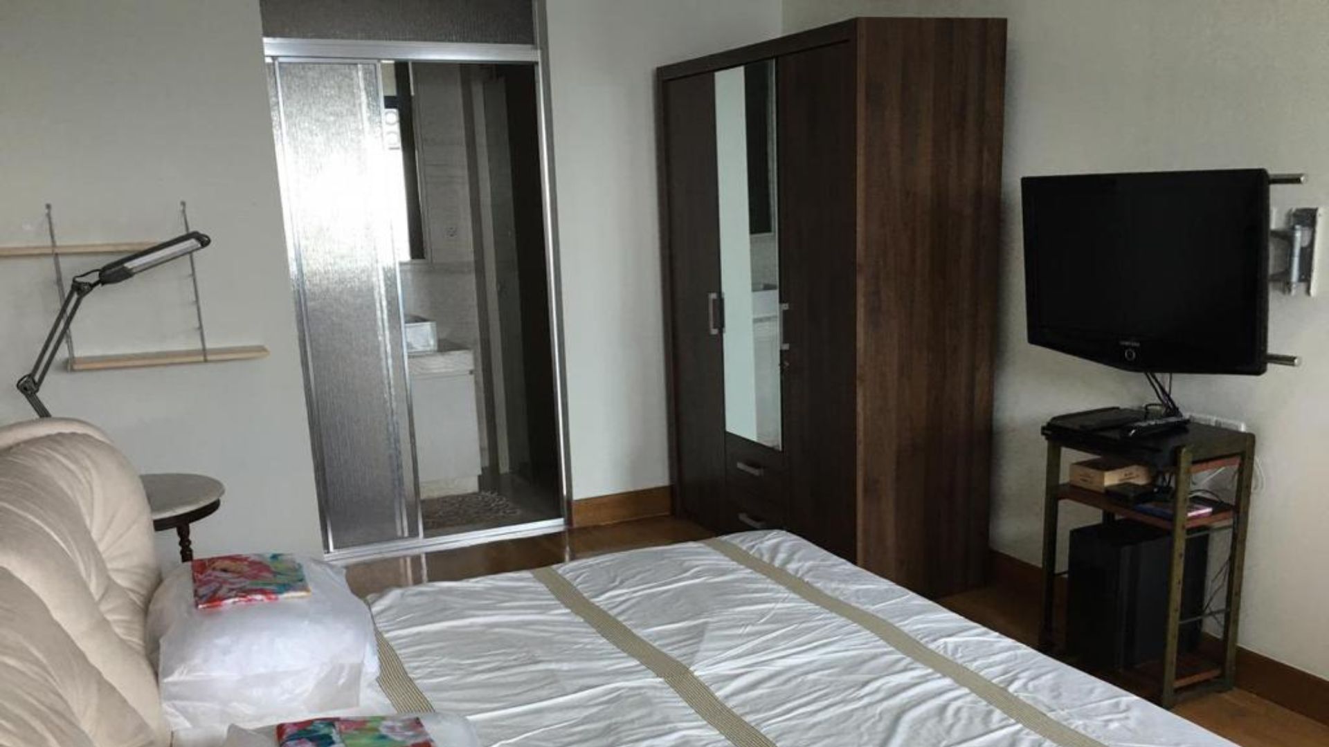 Efficient 1BR Executive Suite at Residence 8