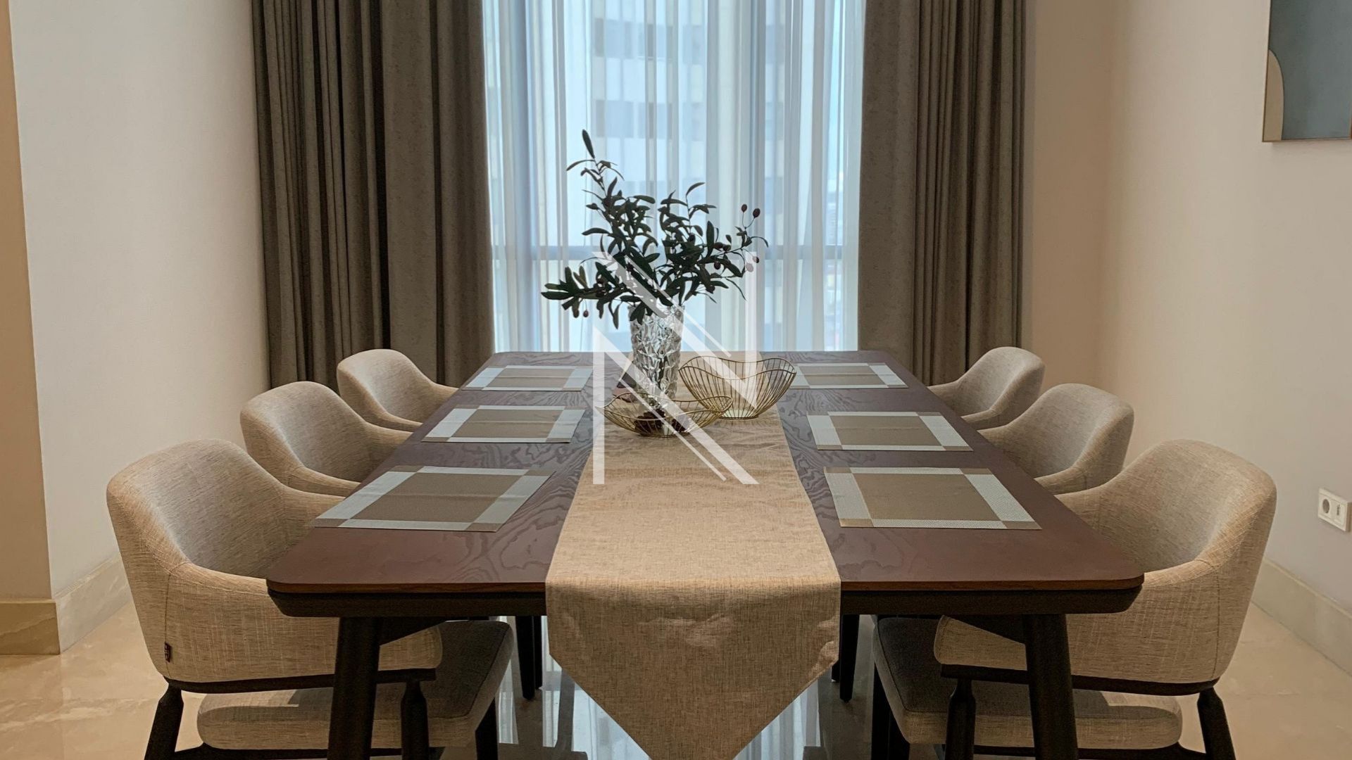 Family-Oriented 3BR – Regent Residence