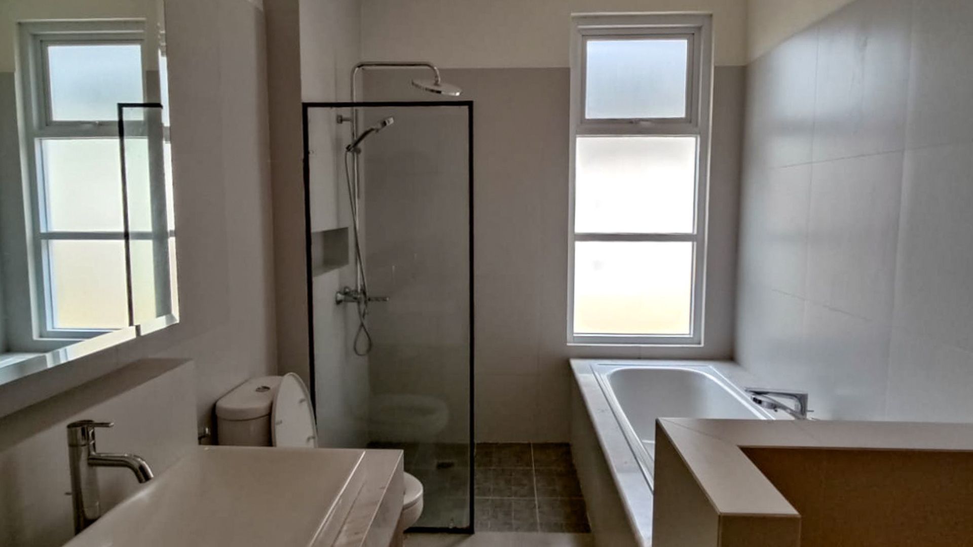 Ros 1A Satoe Residence-3BR-BATHROOM For Rent House South Jakarta Cipete Stylish 3BR Family Home in Prime Location