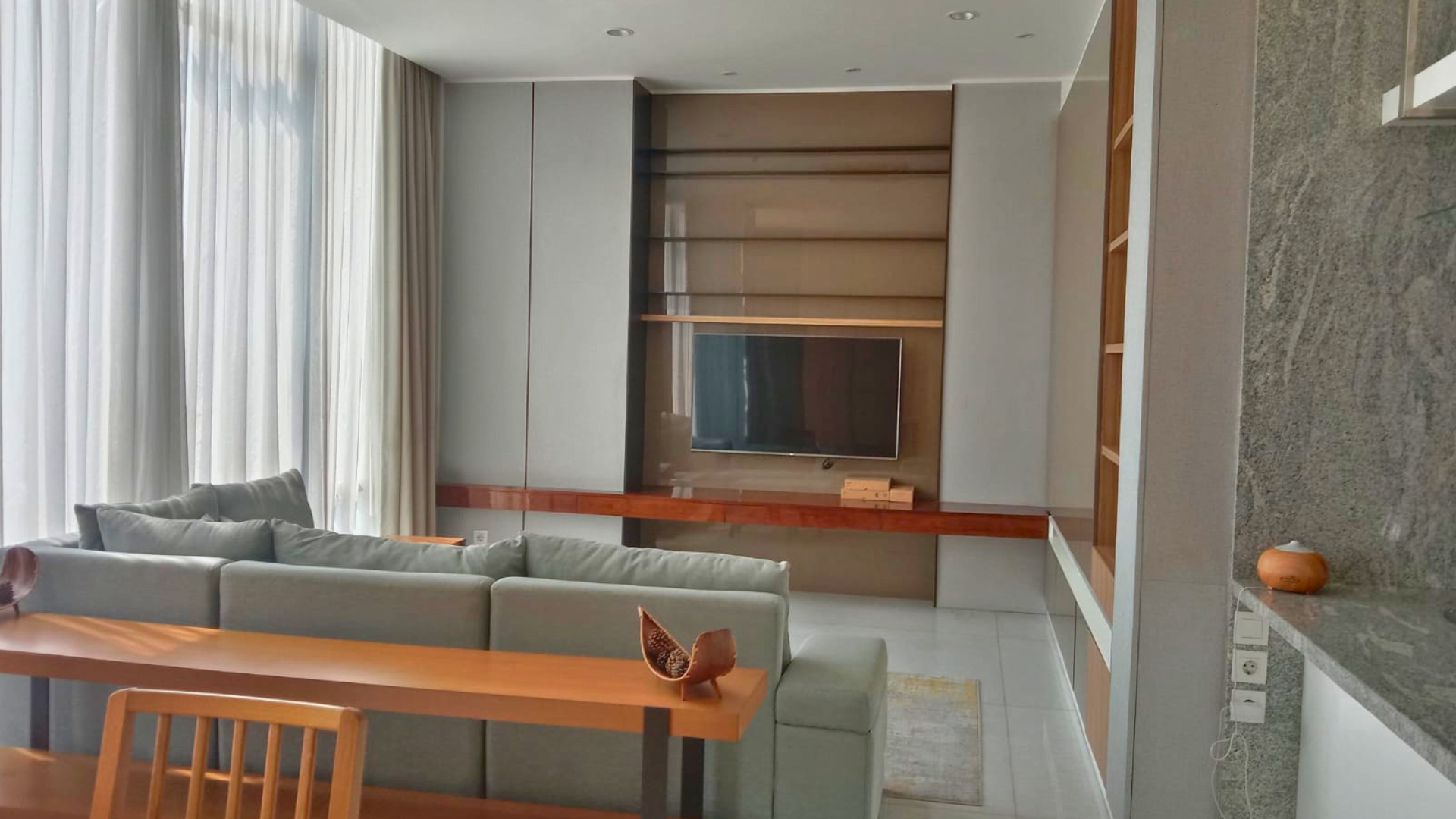 For Rent 2BR Apartment Senopati Suites South Jakarta Senopati SNPST047