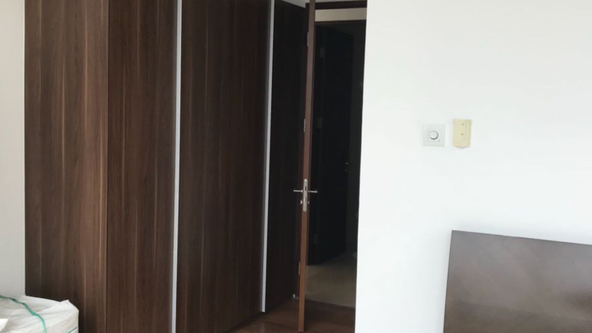 Well-Proportioned 2BR Residence – Senopati Suites