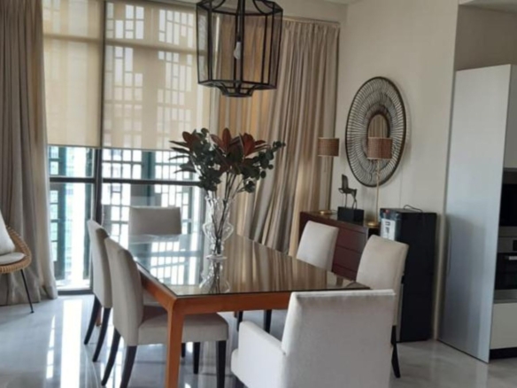 SENOPATI SUITES-3BR-DINING AREA