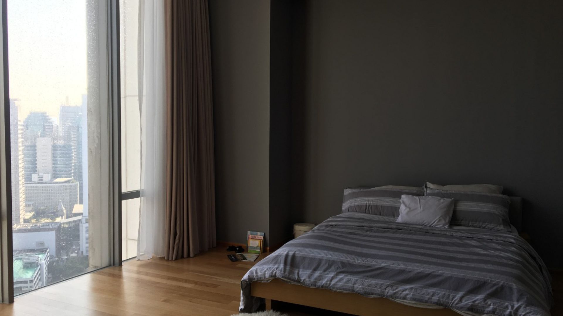 SENOPATI SUITES-4BR-BEDROOM 2