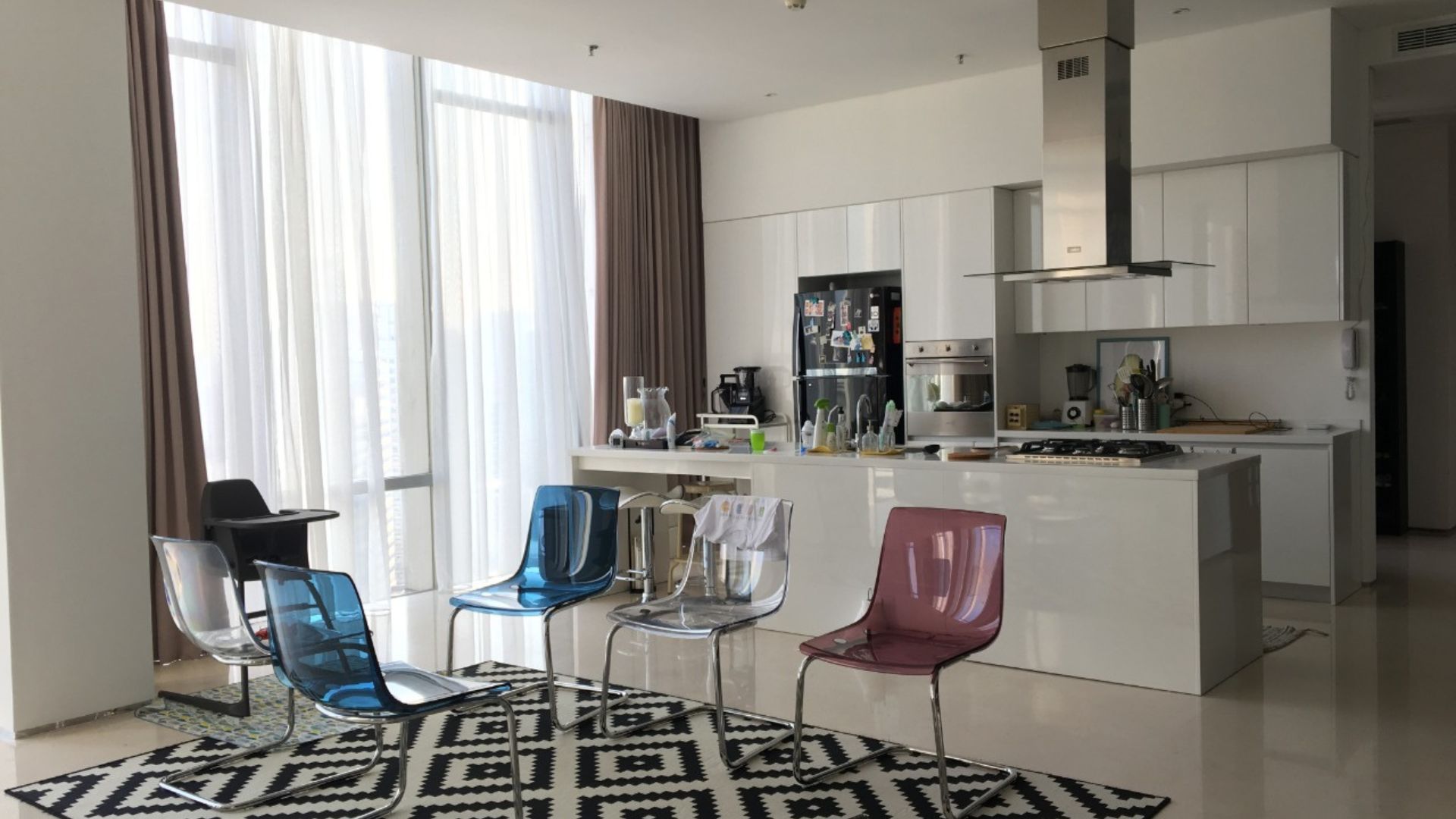 Grand 4BR Residence at Senopati Suites