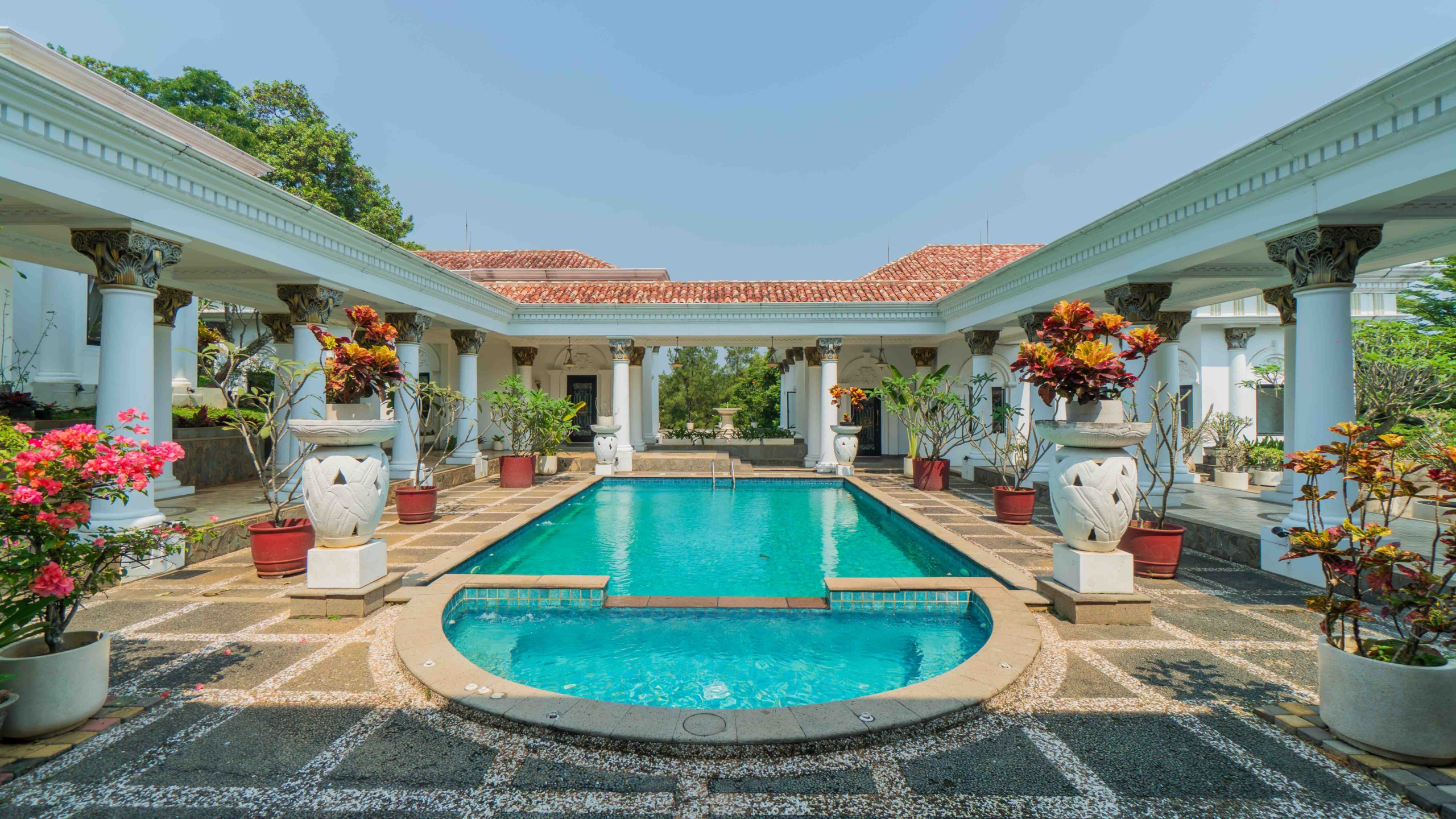 SENTUL MANSION 58 – CLASSIC POOL (4) For Buy 5BR House Bogor City Bogor STLS001