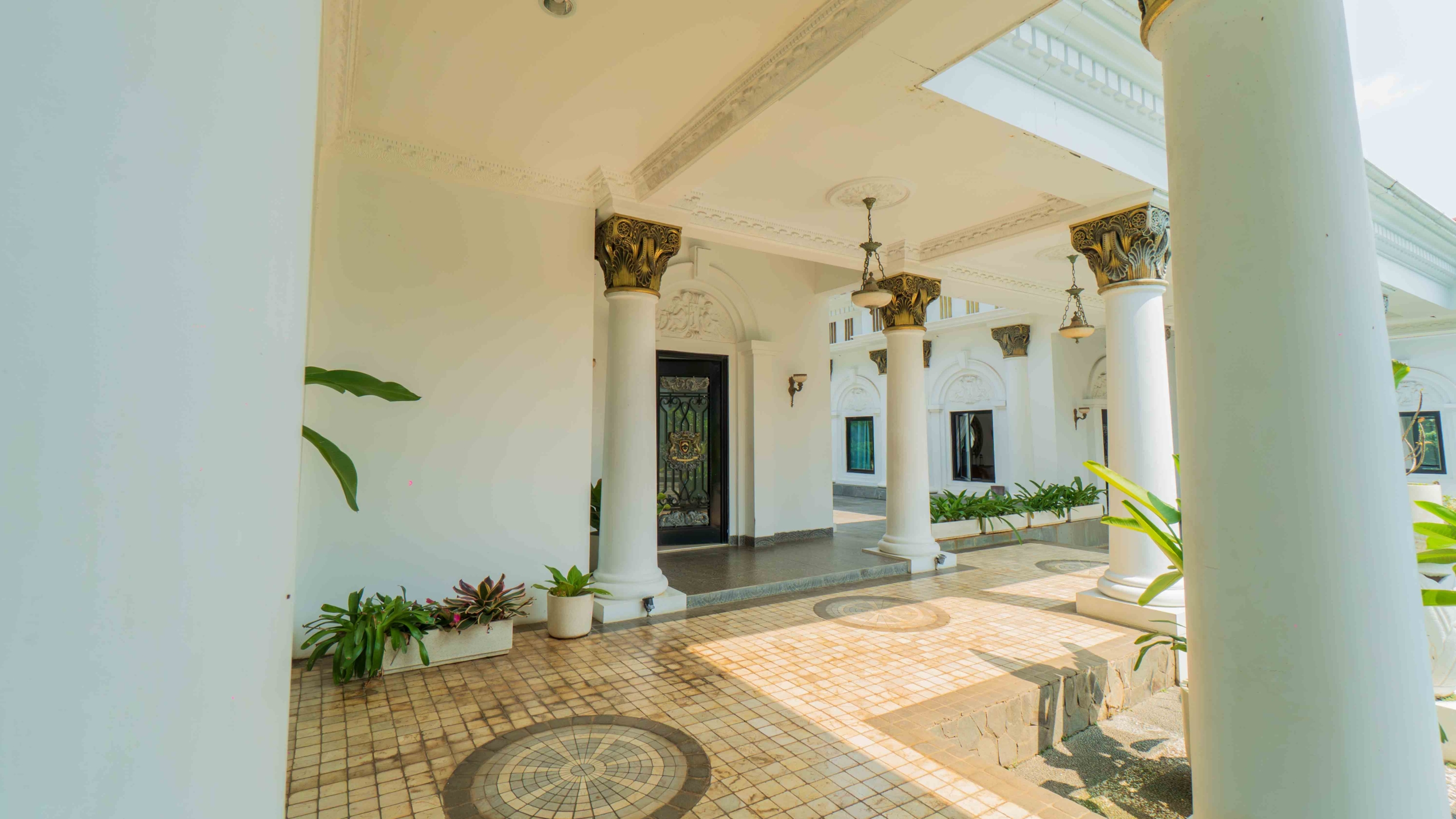 SENTUL MANSION 58 – THIRD BUILDING TERRACE (3) For Buy 5BR House Bogor City Bogor STLS001