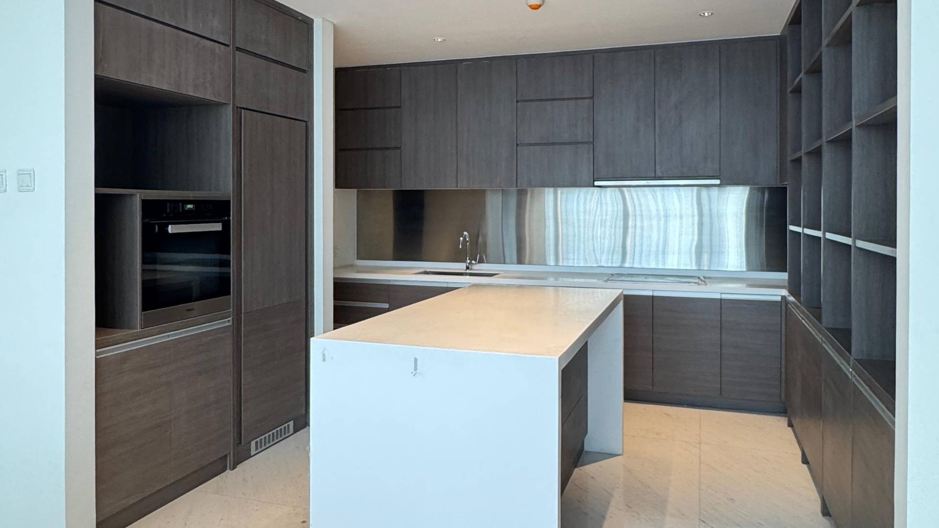 For Rent 4BR Apartment Casa Domaine Central Jakarta Sudirman CD021