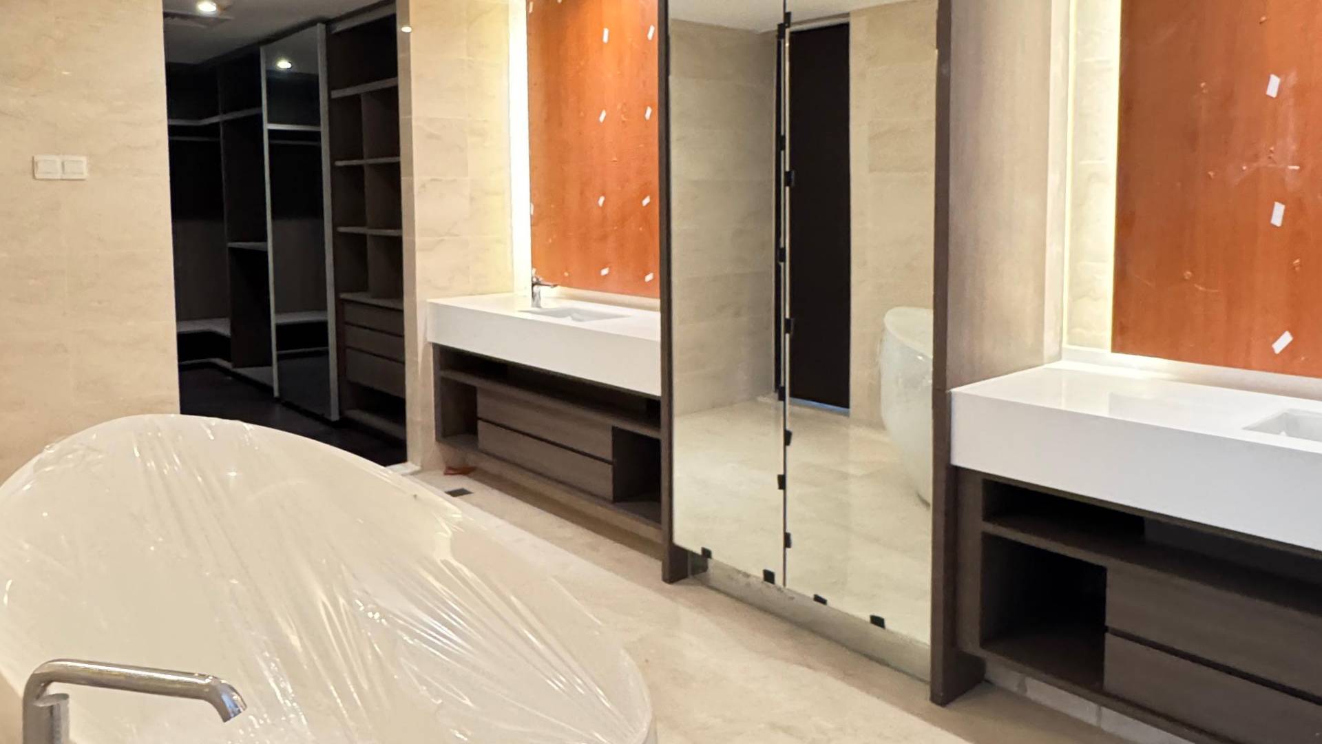 For Rent 4BR Apartment Casa Domaine Central Jakarta Sudirman CD021