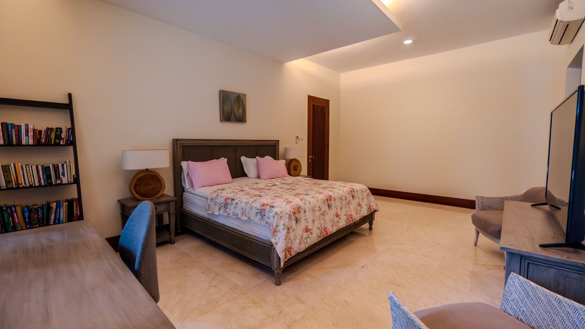 Luxury 6BR Estate at Cilandak