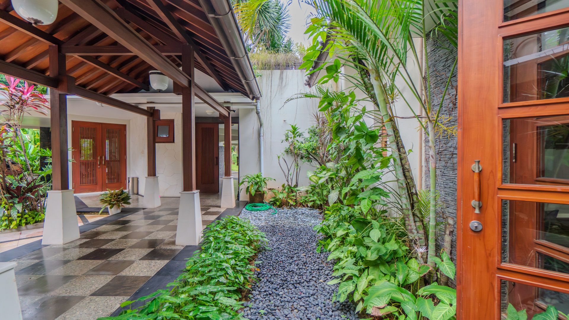 Luxury 6BR Estate at Cilandak