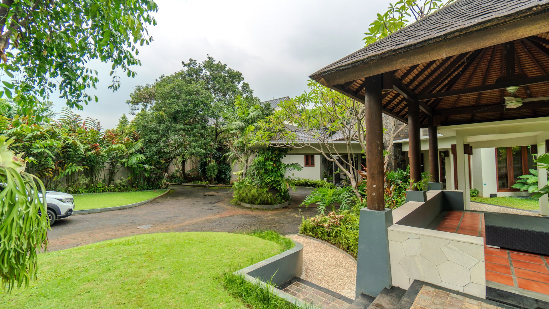 Luxury 6BR Estate at Cilandak