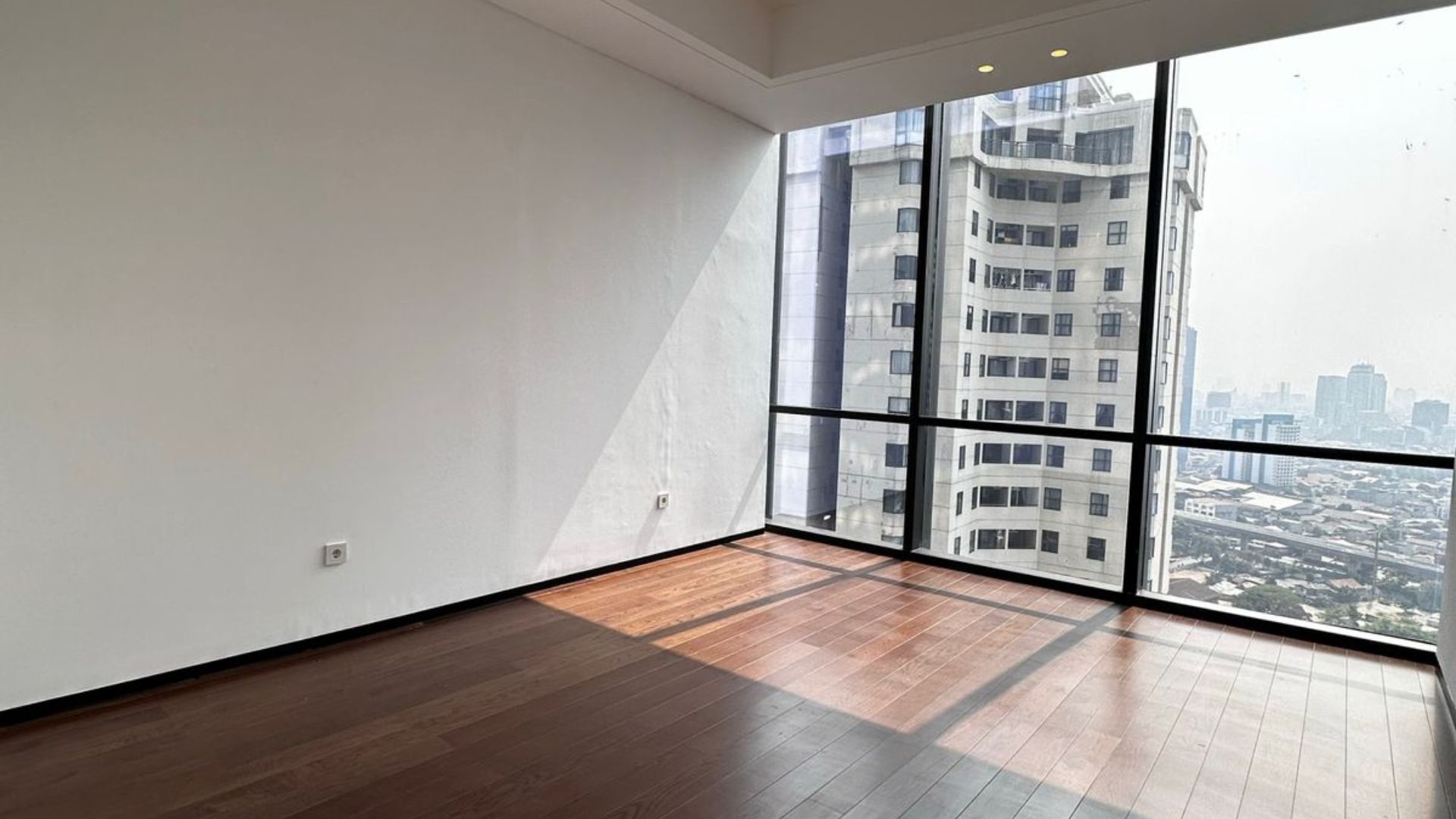 For Rent 2BR Apartment South Jakarta Gatot Subroto RGT001