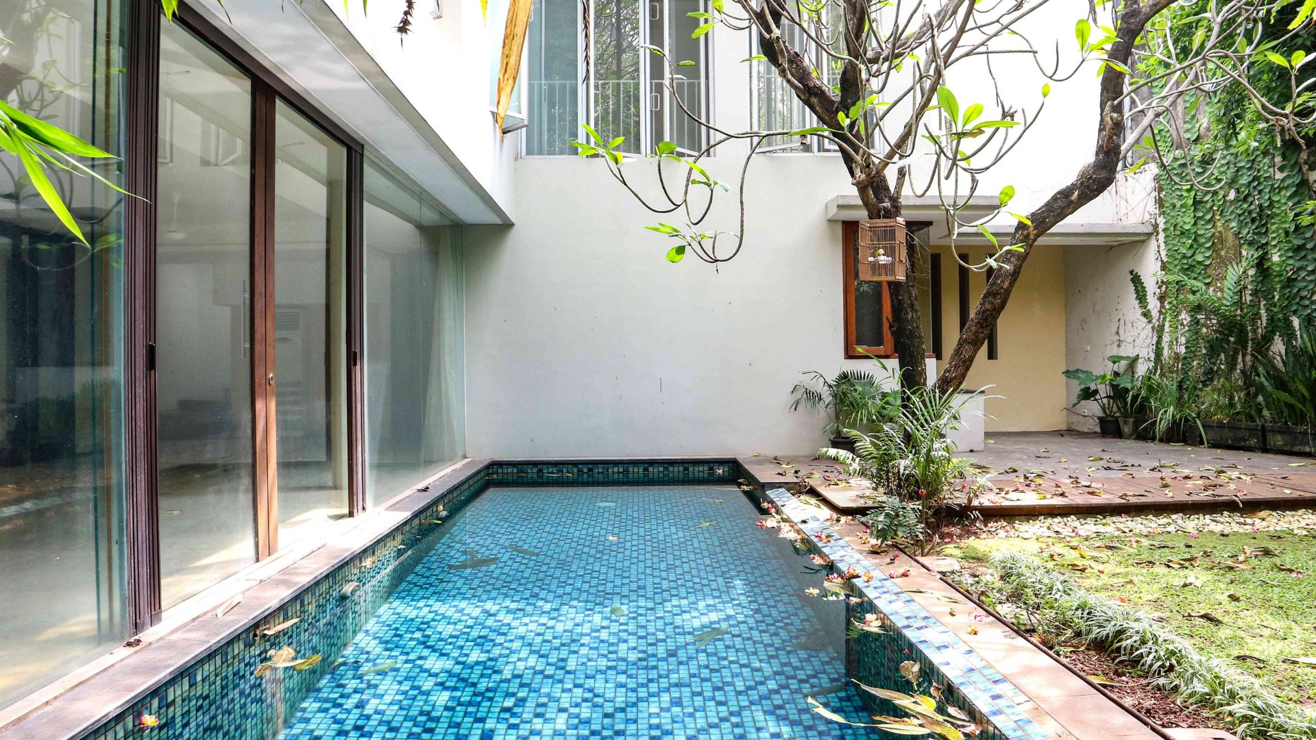 For Rent 3BR House South Jakarta Senopati KBBR211