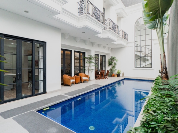 Tumaritis Tulip No. 21 Kav C-5BR-SWIMMING POOL