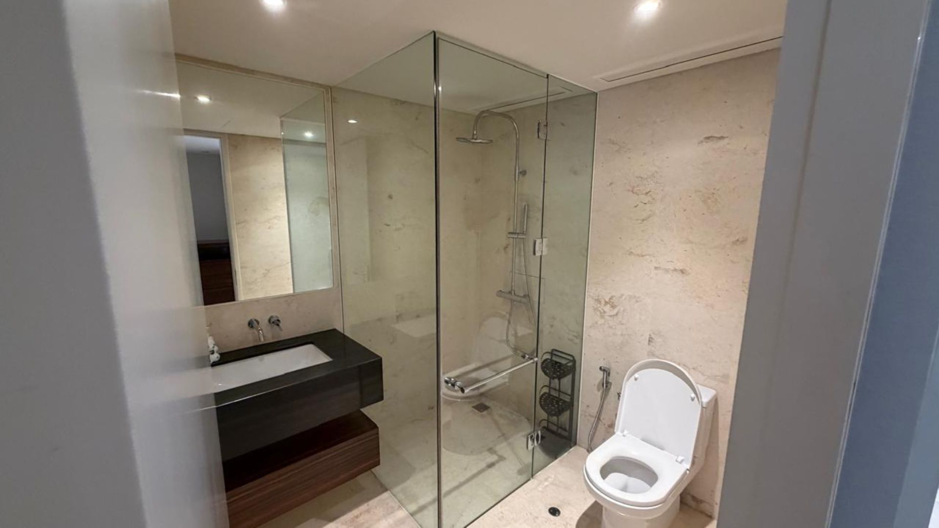 Elegant 3BR Family Living at Verde One