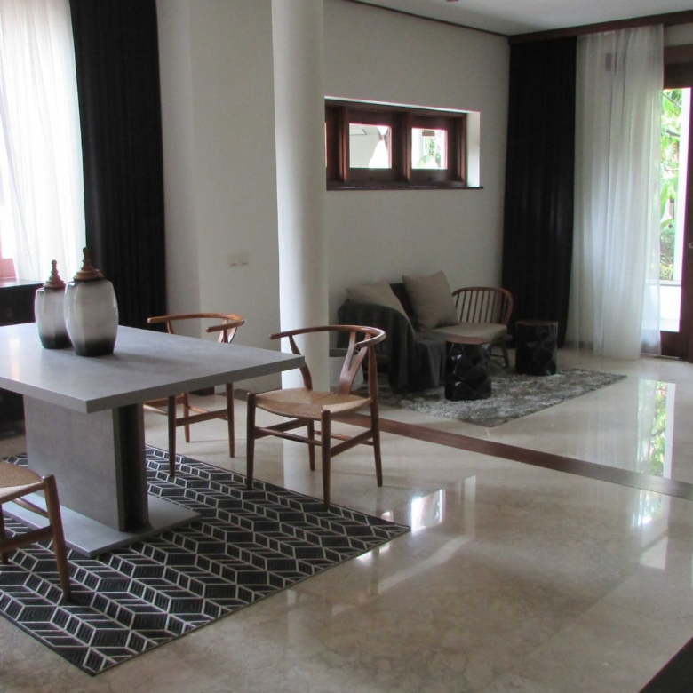 Villa Veranda 1 Kav J-3BR-DINING AREA