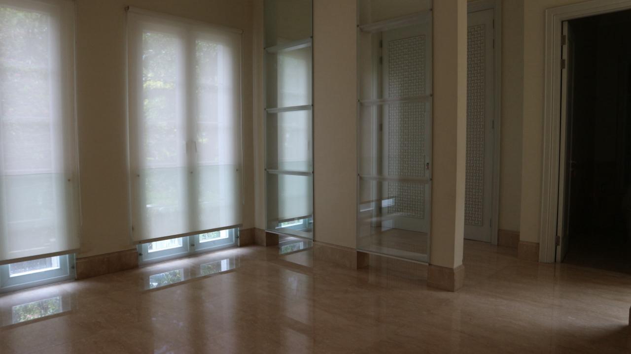 For Rent 5BR House South Jakarta Kemang KMGS081